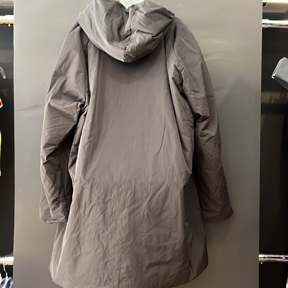 Creenstone Black Parka - Picture 3 of 6